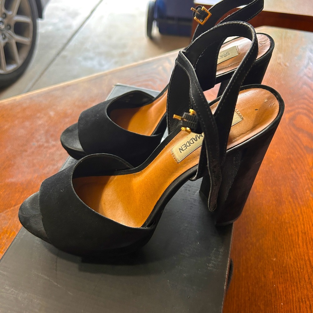 Steve Madden black heels 8